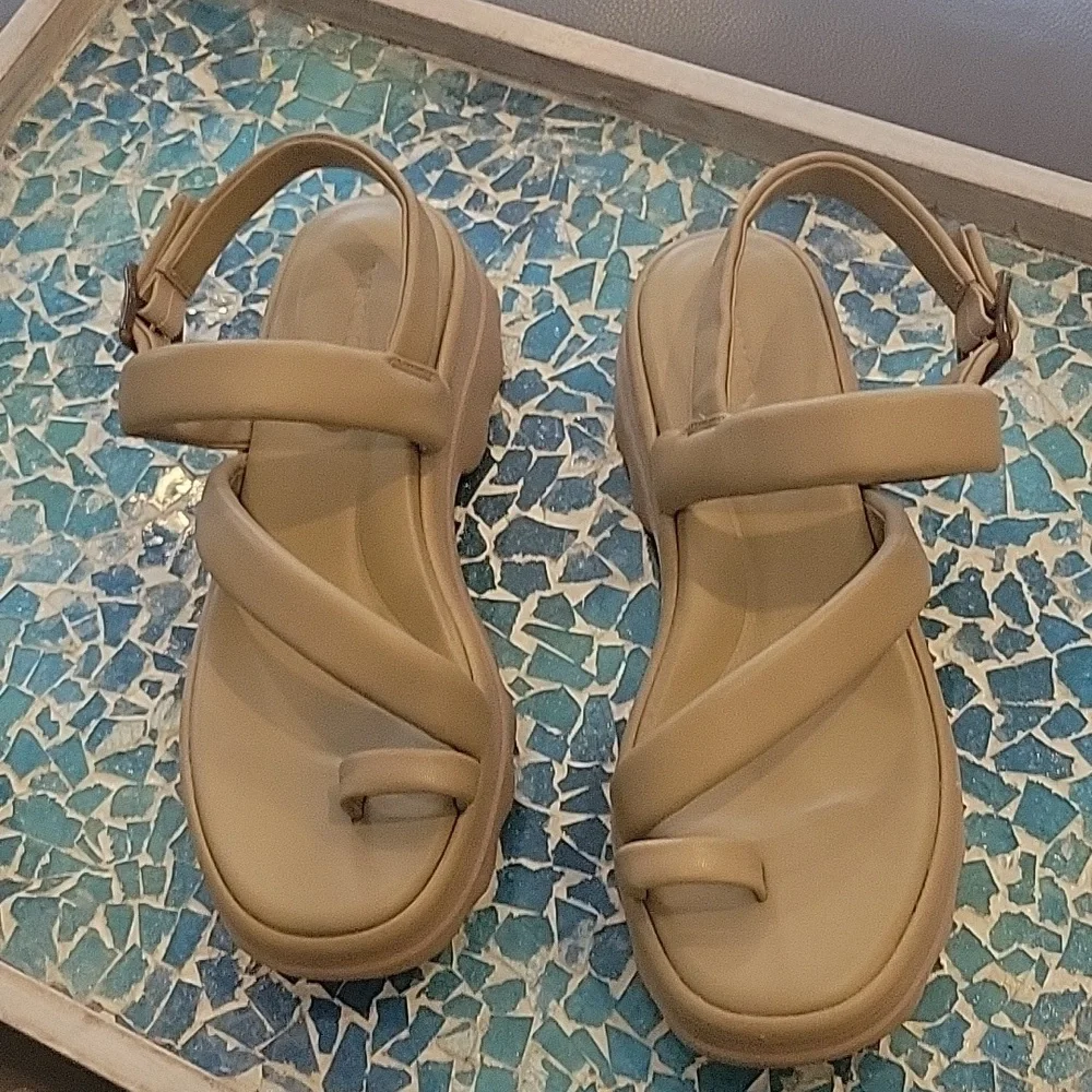 Vince Santa Cruz Platform Sandal